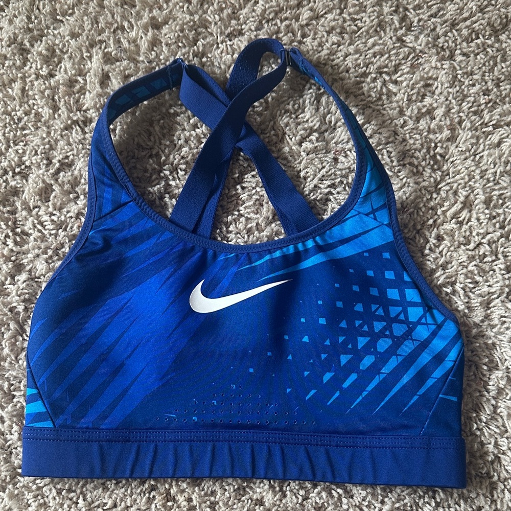 Nike Women's Dynamic Blue Sports Bra